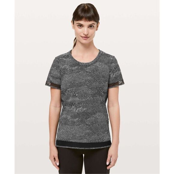 Lululemon Serve Up Some Sun Short Sleeve - 2 - Picture 1 of 13